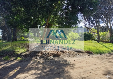 Lote en Esquina - Valeria del Mar. Calle Pedro de Mendoza esquina Ayacucho