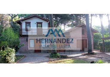 CASA EN EL NORTE EN CUL DE SAC