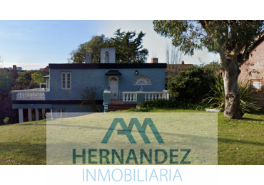 Encantadora Casa de Estilo Mediterraneo en el Corazon de Pinamar
